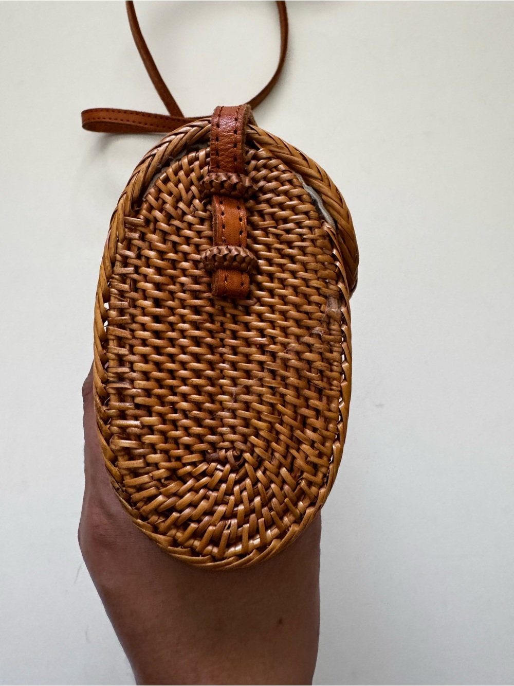 Tan Woven Crossbody Bag  - Unbranded - Picture 3 of 6
